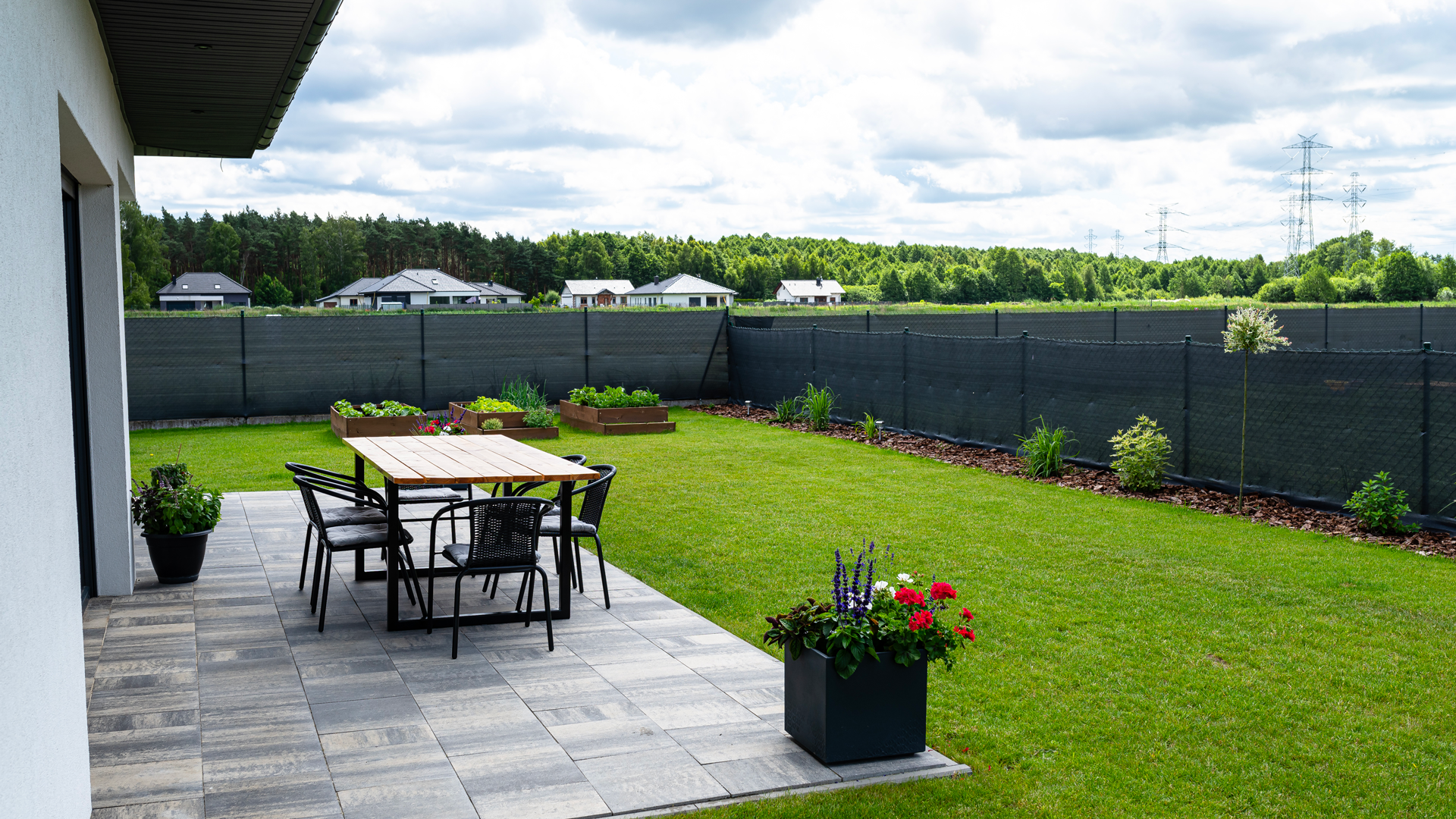 Revamp Your Outdoor Space: Patio & Lawn Upgrades You Need
